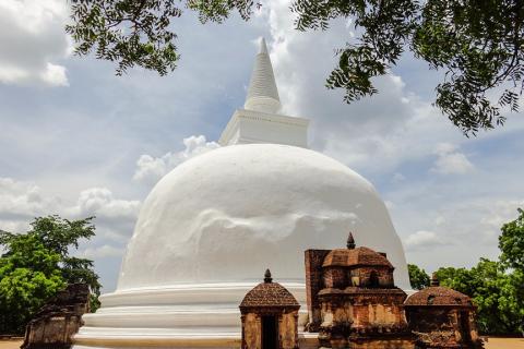 Ontdek Kiri Vehera Polonnaruwa