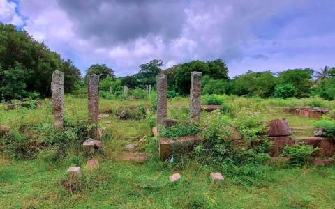 Exploring Thapovanaya\
