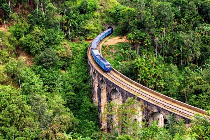 Little Adam’s Peak: Ella’s Scenic Hike with Breathtaking Views