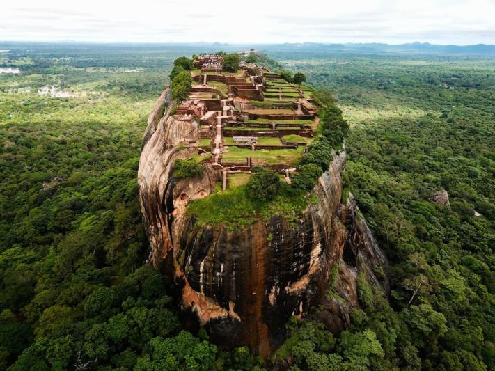 Ravana Ella Falls: A Majestic Waterfall Steeped in Legend