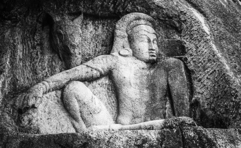 Ravana Ella Cave: Unraveling the Ancient Mysteries of the Ramayana Legend